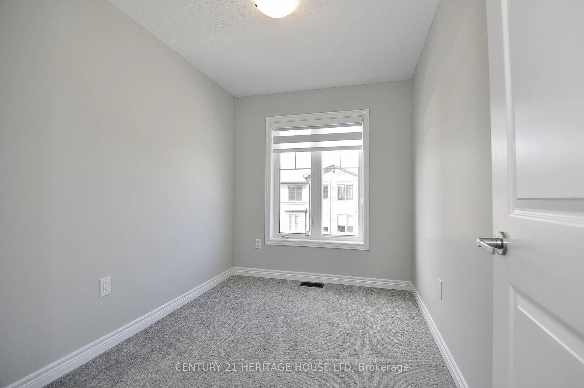 Photo 20 of Unit 145, 10 Birmingham Drive, Cambridge, Hagey — HOMEH