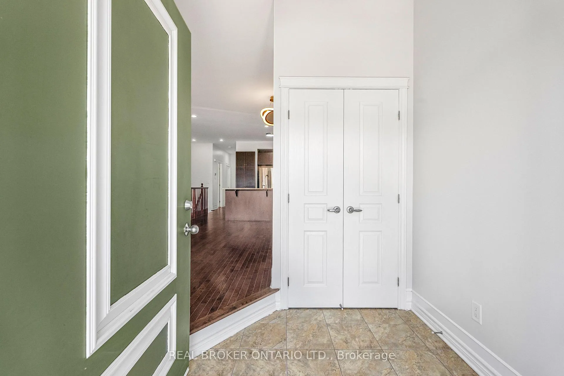 Photo 3 of 43 Claridge Drive, Ottawa, Barrhaven - Longfields — HOMEH