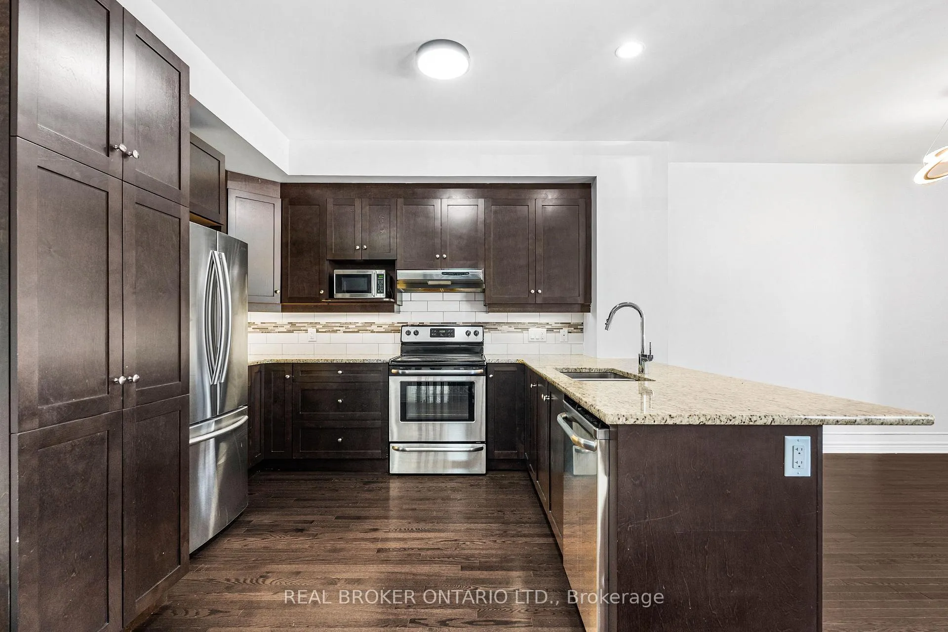 Photo 10 of 43 Claridge Drive, Ottawa, Barrhaven - Longfields — HOMEH