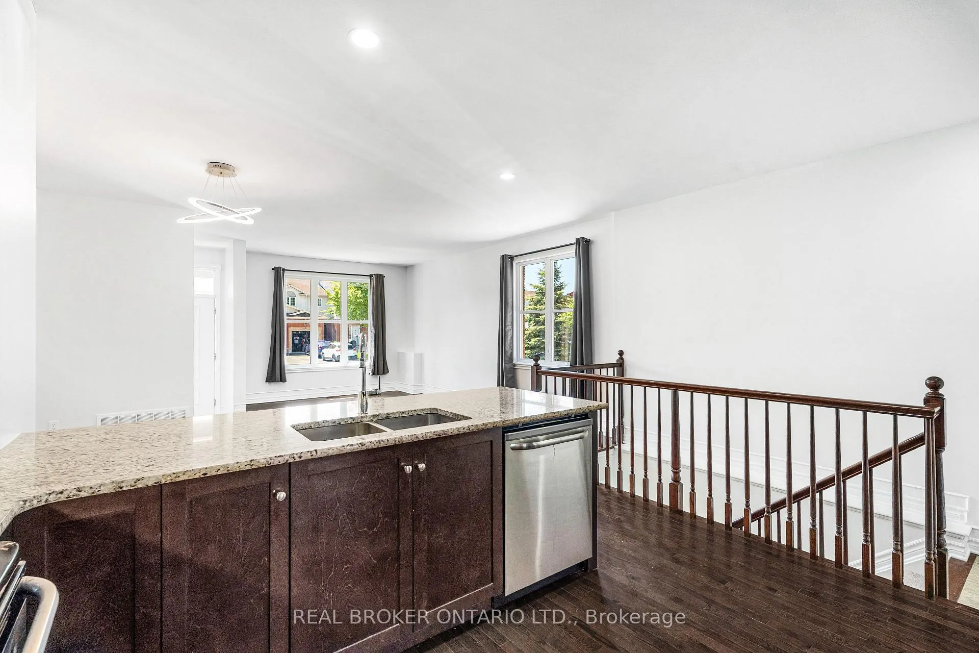 Photo 11 of 43 Claridge Drive, Ottawa, Barrhaven - Longfields — HOMEH