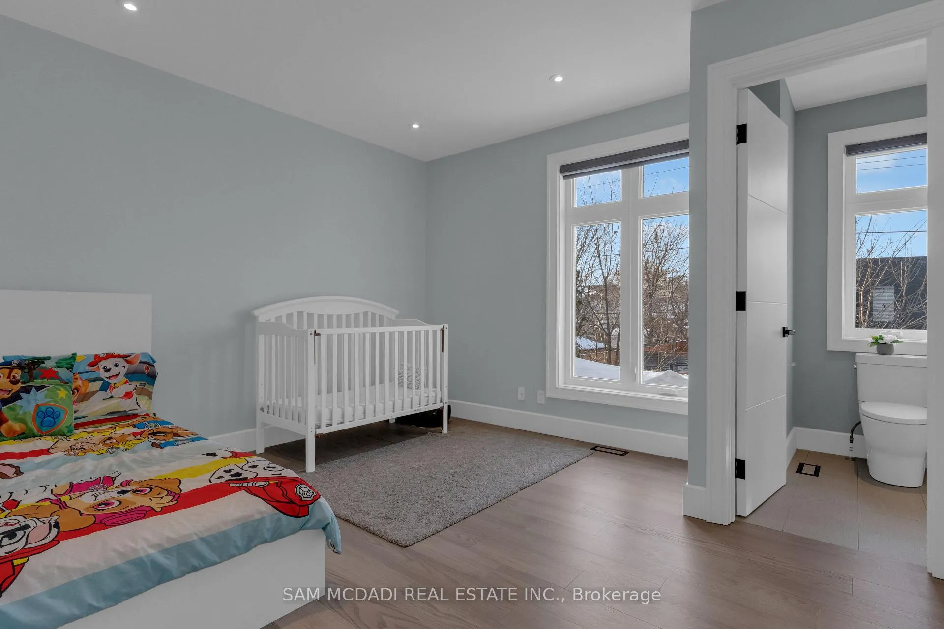 Photo 13 of 1050 Edgeleigh Avenue, Mississauga, Lakeview — HOMEH