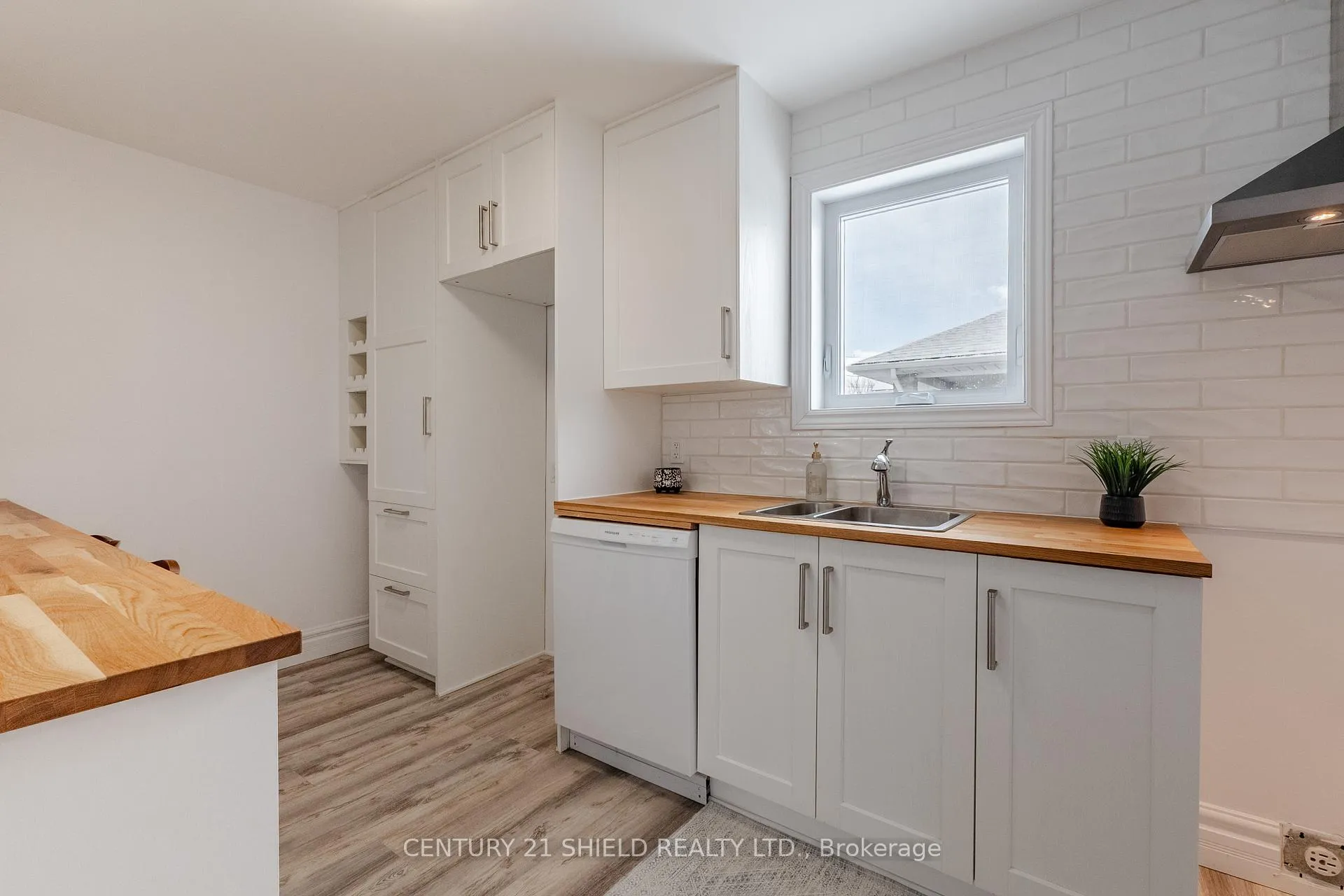 Photo 17 of 2030 Pitt Street, Cornwall, Cornwall — HOMEH