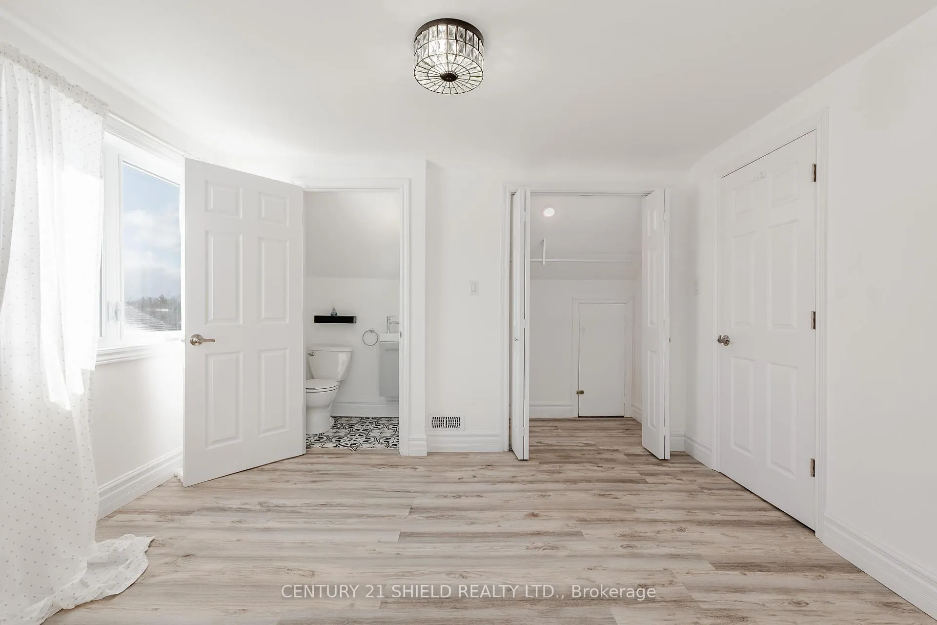 Photo 29 of 2030 Pitt Street, Cornwall, Cornwall — HOMEH