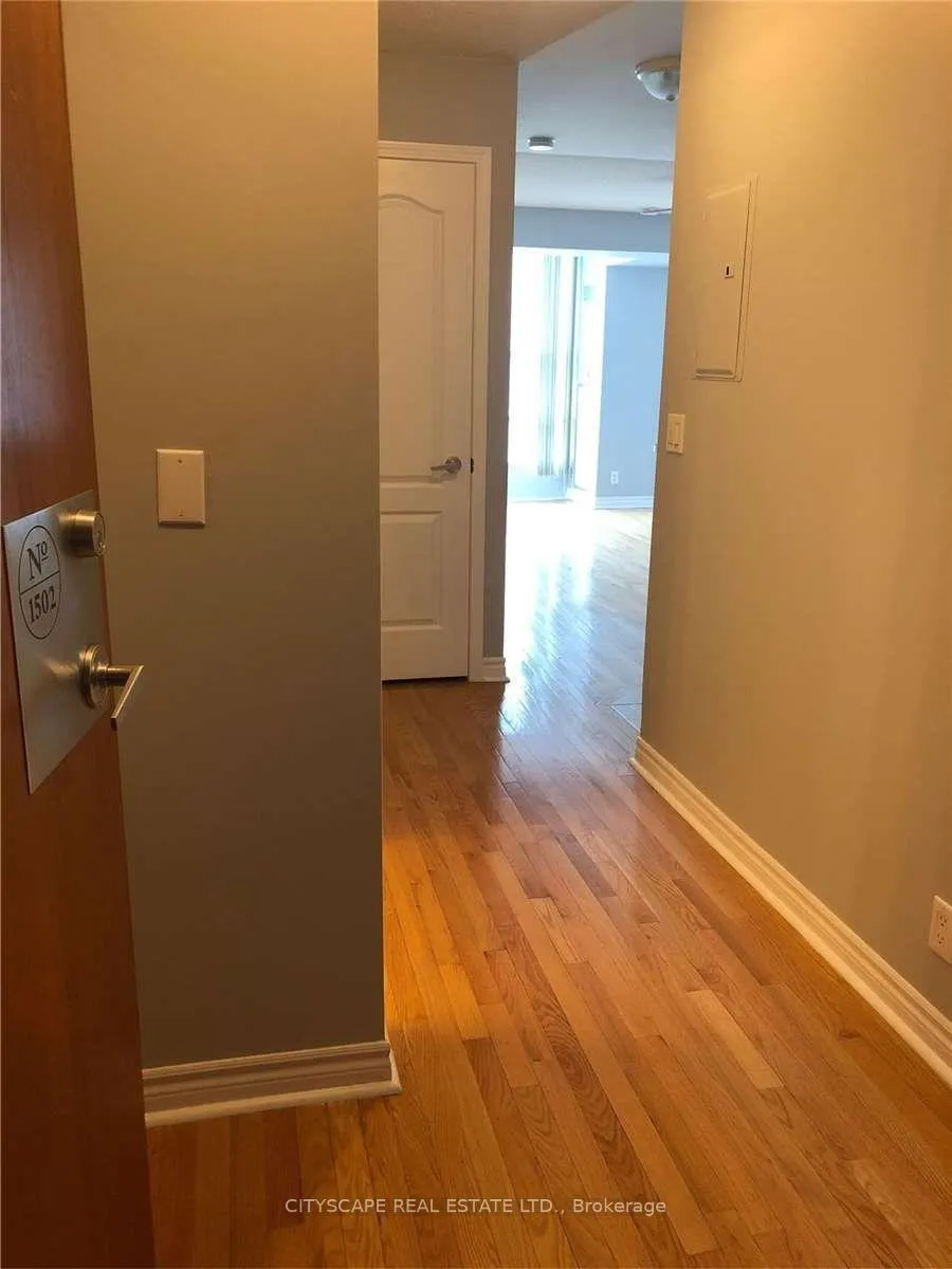 Front of Unit 1502, 33 Elm Drive