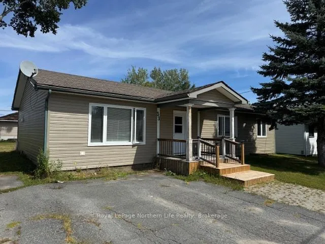 Photo 2 of 53 Waterfront Drive, West Nipissing, Cache Bay — HOMEH