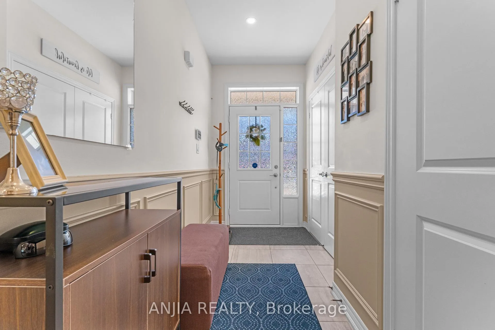 Photo 3 of 24 Morra Avenue, Caledon, Bolton East — HOMEH