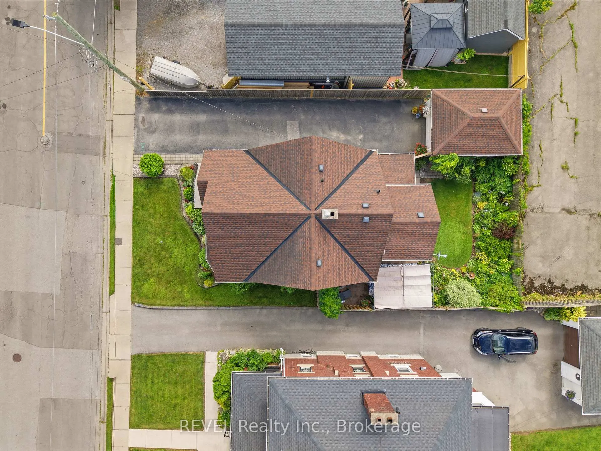 Photo 37 of 99 Young Street, Welland, Welland Downtown — HOMEH