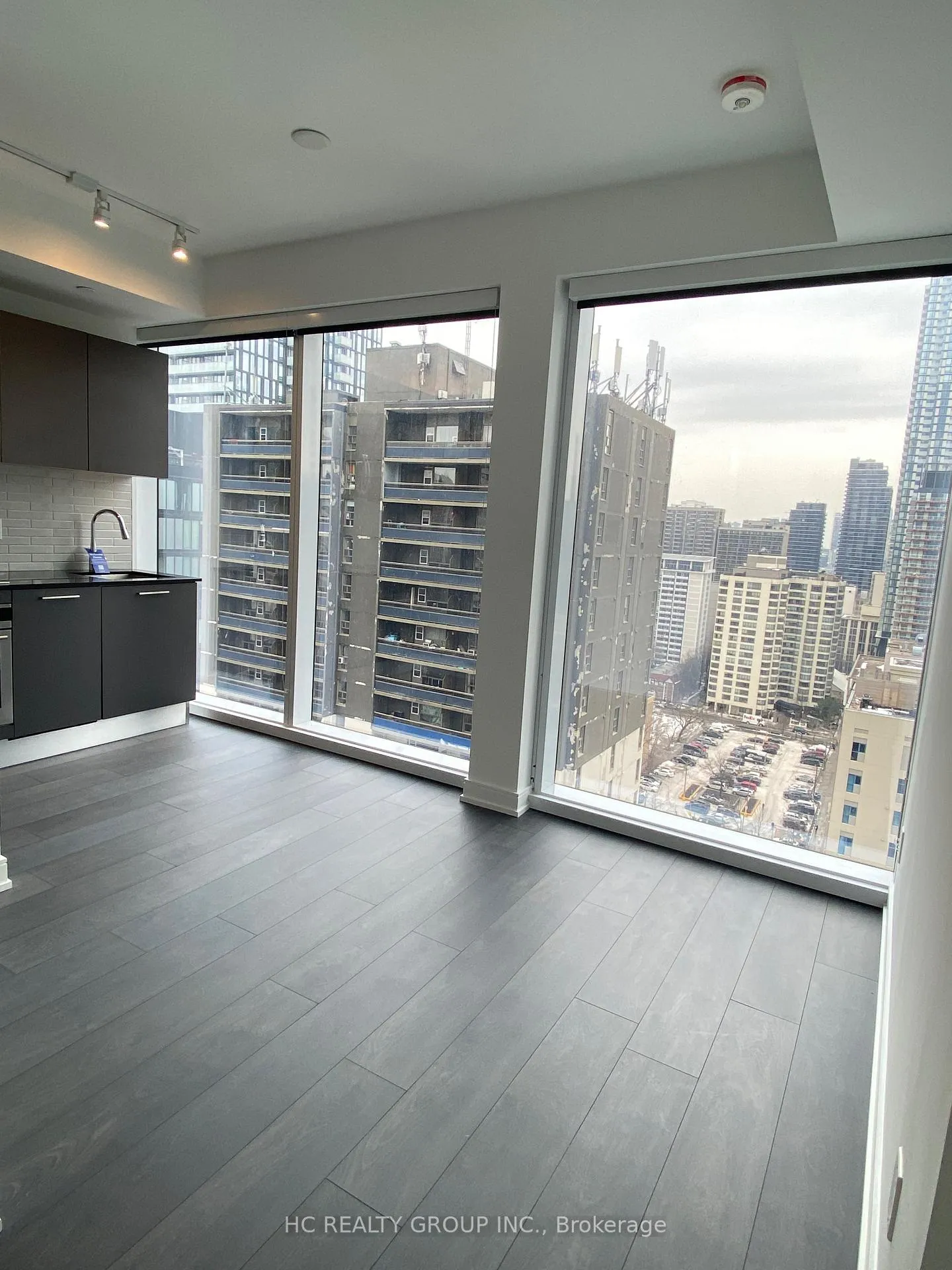 Photo 4 of Unit 2008, 3 Gloucester Street, Toronto, Church-Yonge Corridor — HOMEH