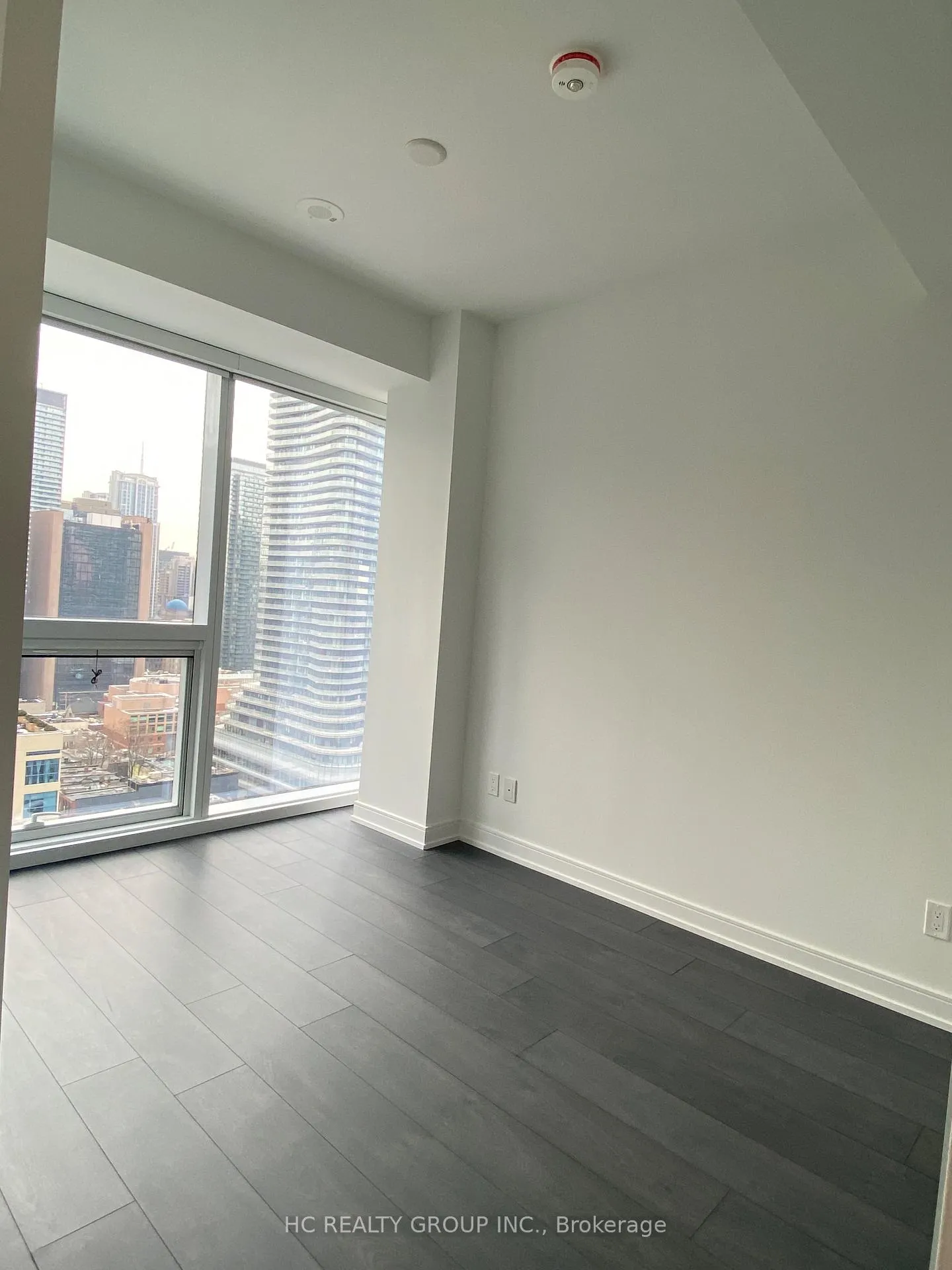 Photo 5 of Unit 2008, 3 Gloucester Street, Toronto, Church-Yonge Corridor — HOMEH