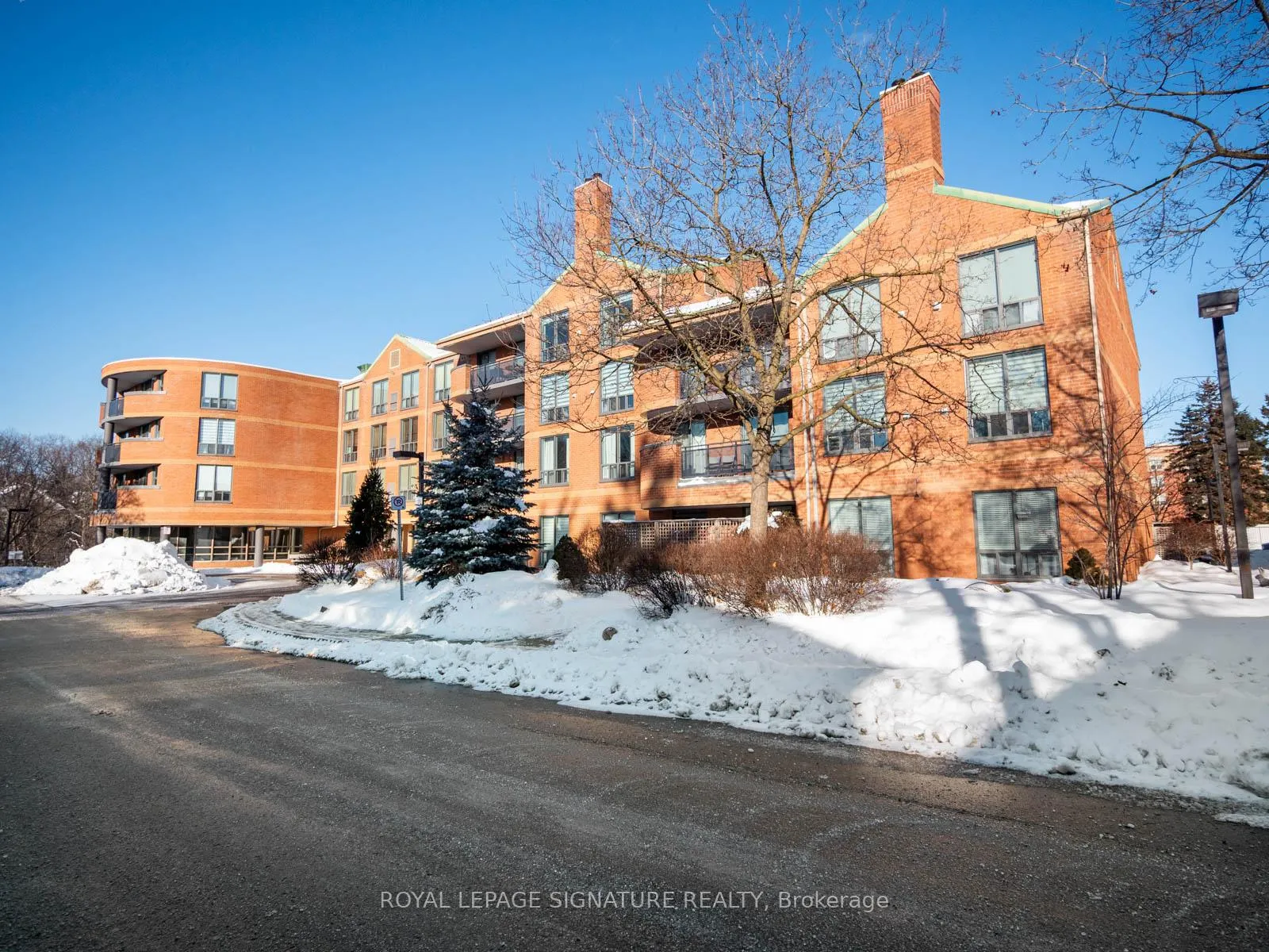 Photo 1 of Unit 311, 30 Wilson Street, Markham, Old Markham Village — HOMEH