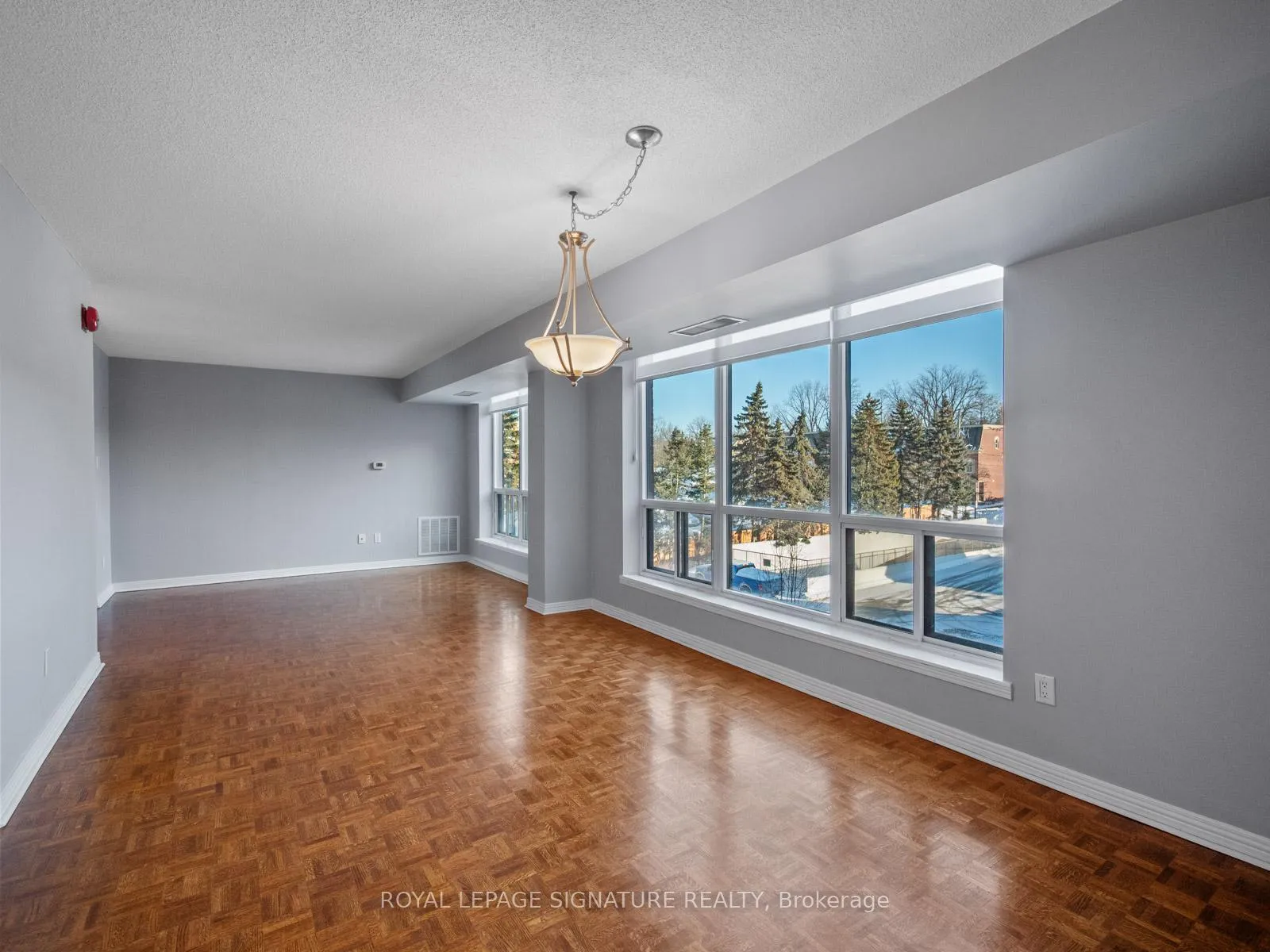 Photo 6 of Unit 311, 30 Wilson Street, Markham, Old Markham Village — HOMEH