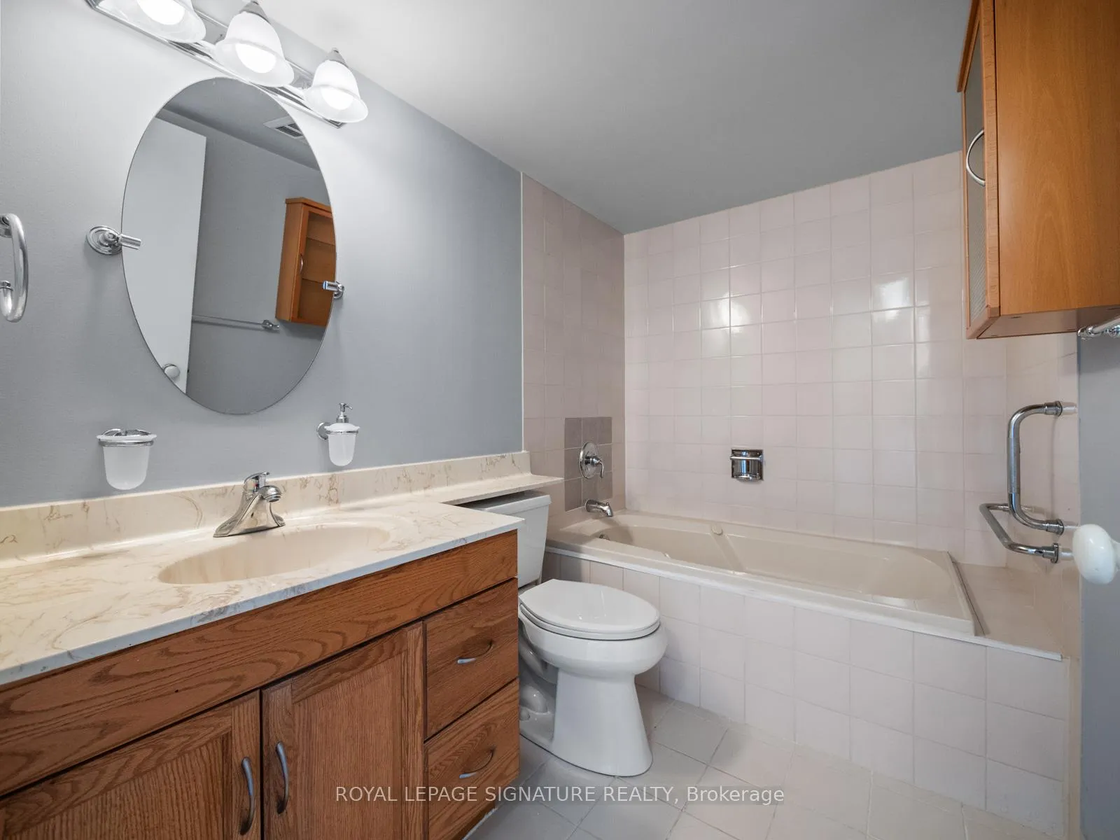 Photo 18 of Unit 311, 30 Wilson Street, Markham, Old Markham Village — HOMEH