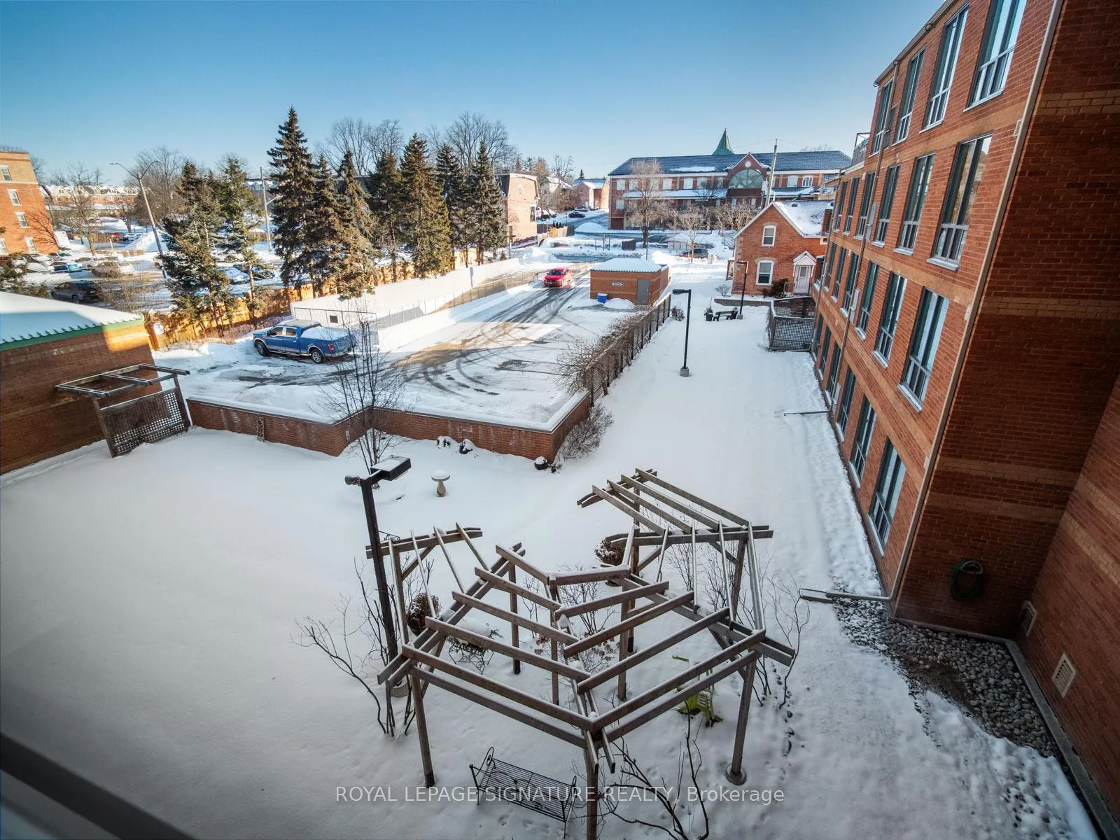 Photo 24 of Unit 311, 30 Wilson Street, Markham, Old Markham Village — HOMEH