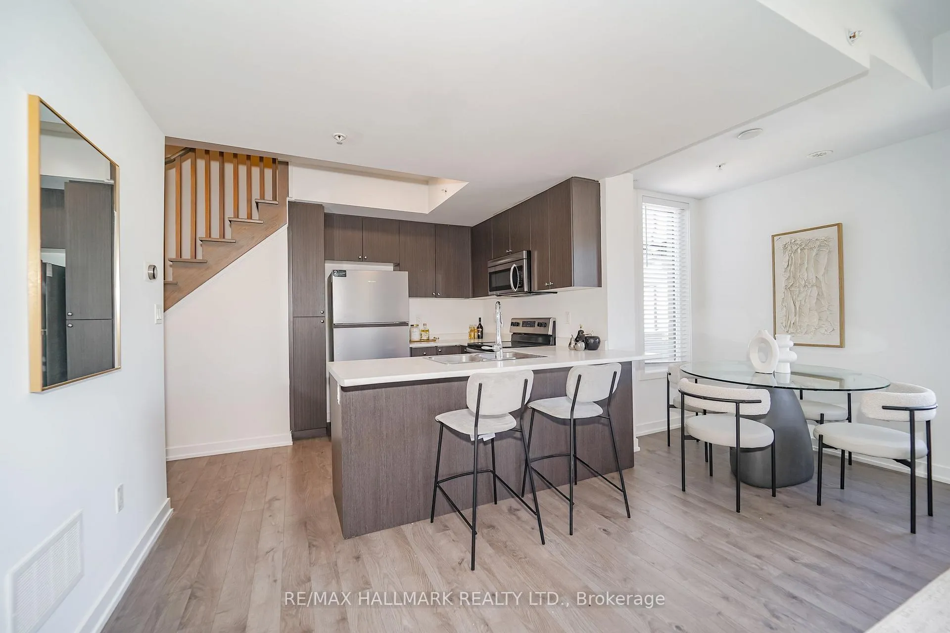 Photo 10 of Unit 212, 1555 Kingston Road, Pickering, Town Centre — HOMEH