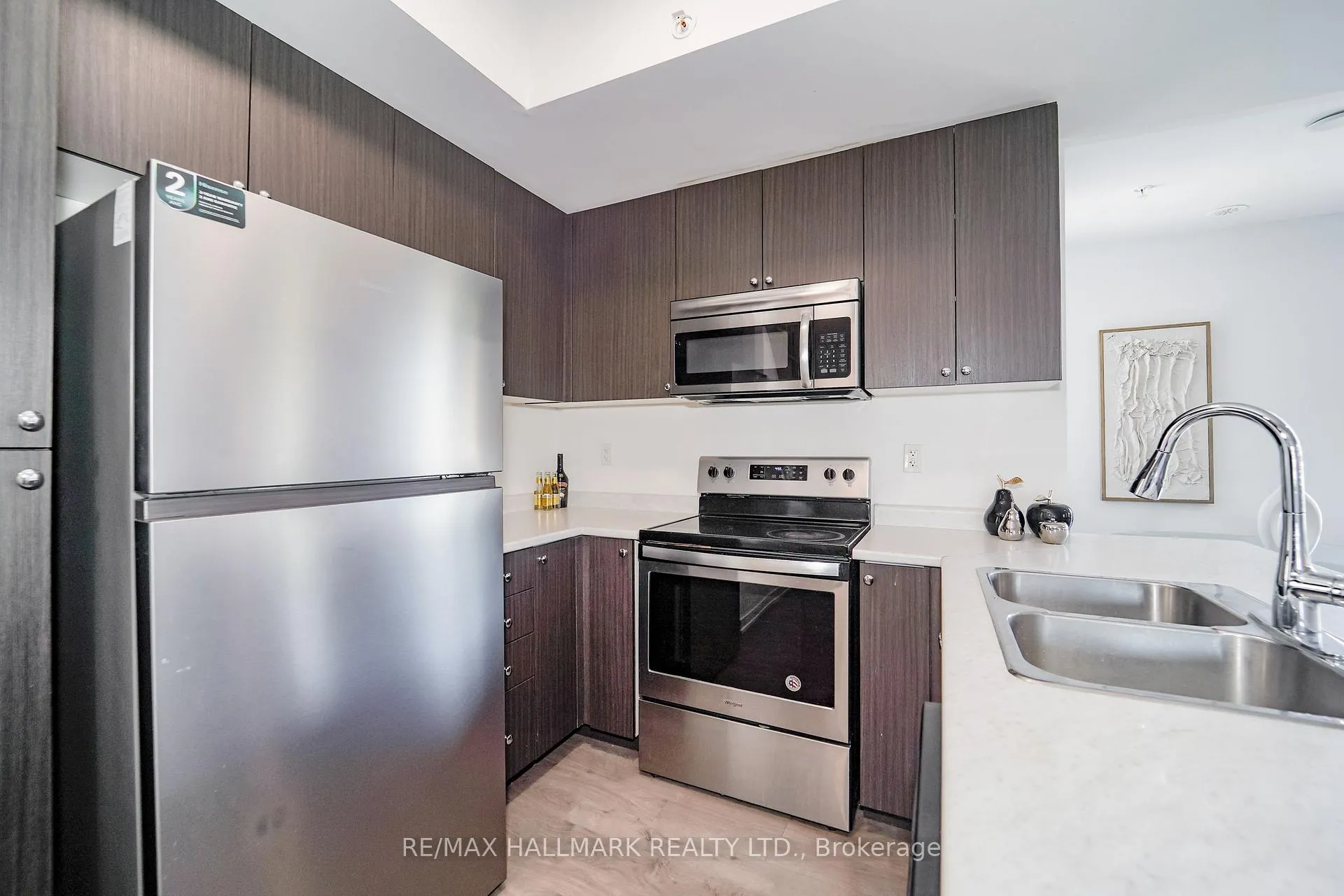 Photo 14 of Unit 212, 1555 Kingston Road, Pickering, Town Centre — HOMEH