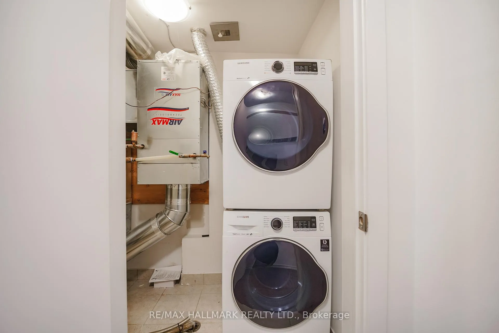 Photo 17 of Unit 212, 1555 Kingston Road, Pickering, Town Centre — HOMEH