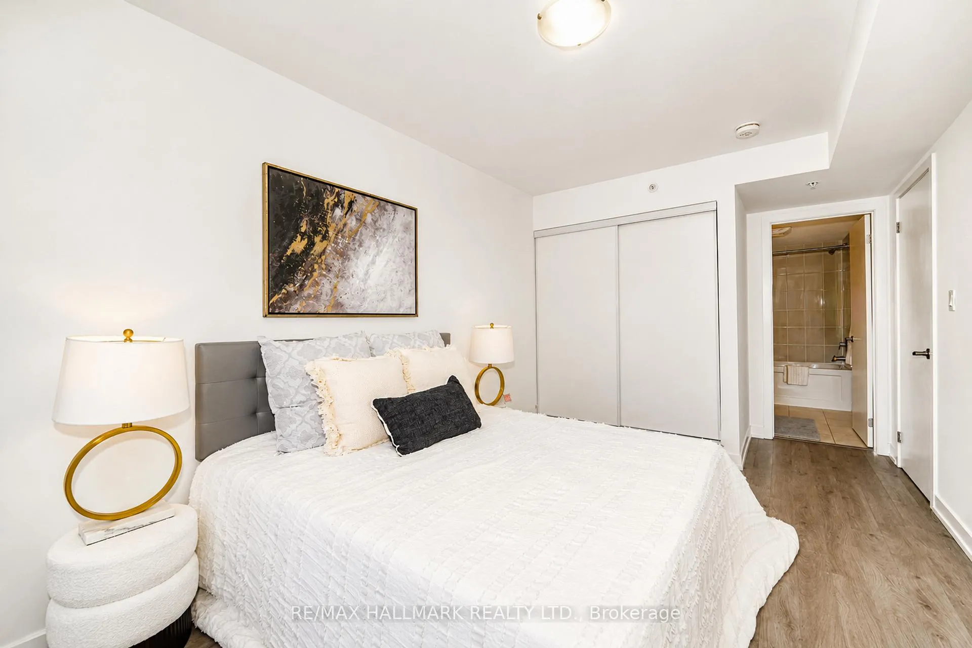 Photo 22 of Unit 212, 1555 Kingston Road, Pickering, Town Centre — HOMEH