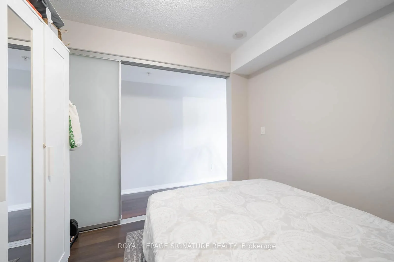 Photo 7 of Unit 1208, 20 Joe Shuster Way, Toronto, South Parkdale — HOMEH