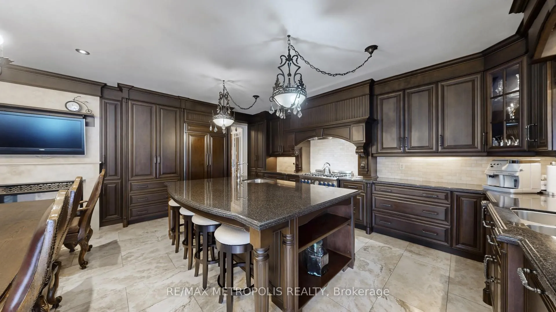 Photo 14 of 51 Babak Boulevard, Vaughan, East Woodbridge — HOMEH