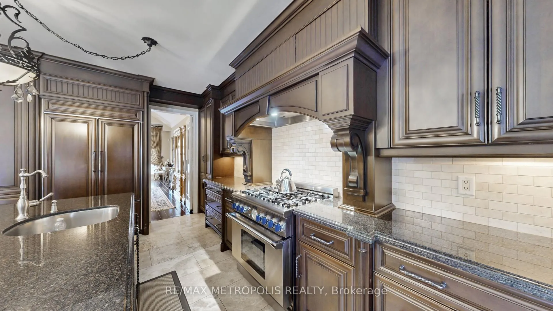 Photo 15 of 51 Babak Boulevard, Vaughan, East Woodbridge — HOMEH
