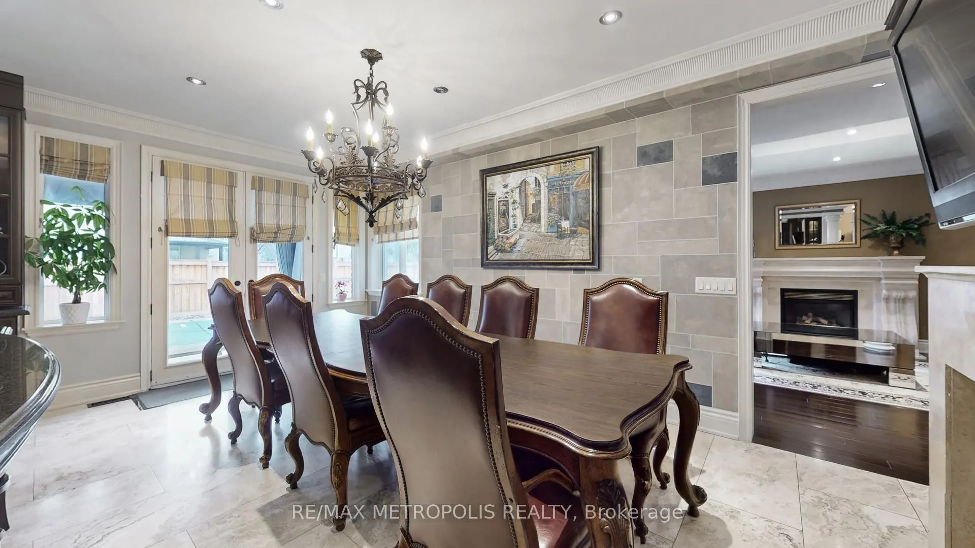 Photo 16 of 51 Babak Boulevard, Vaughan, East Woodbridge — HOMEH
