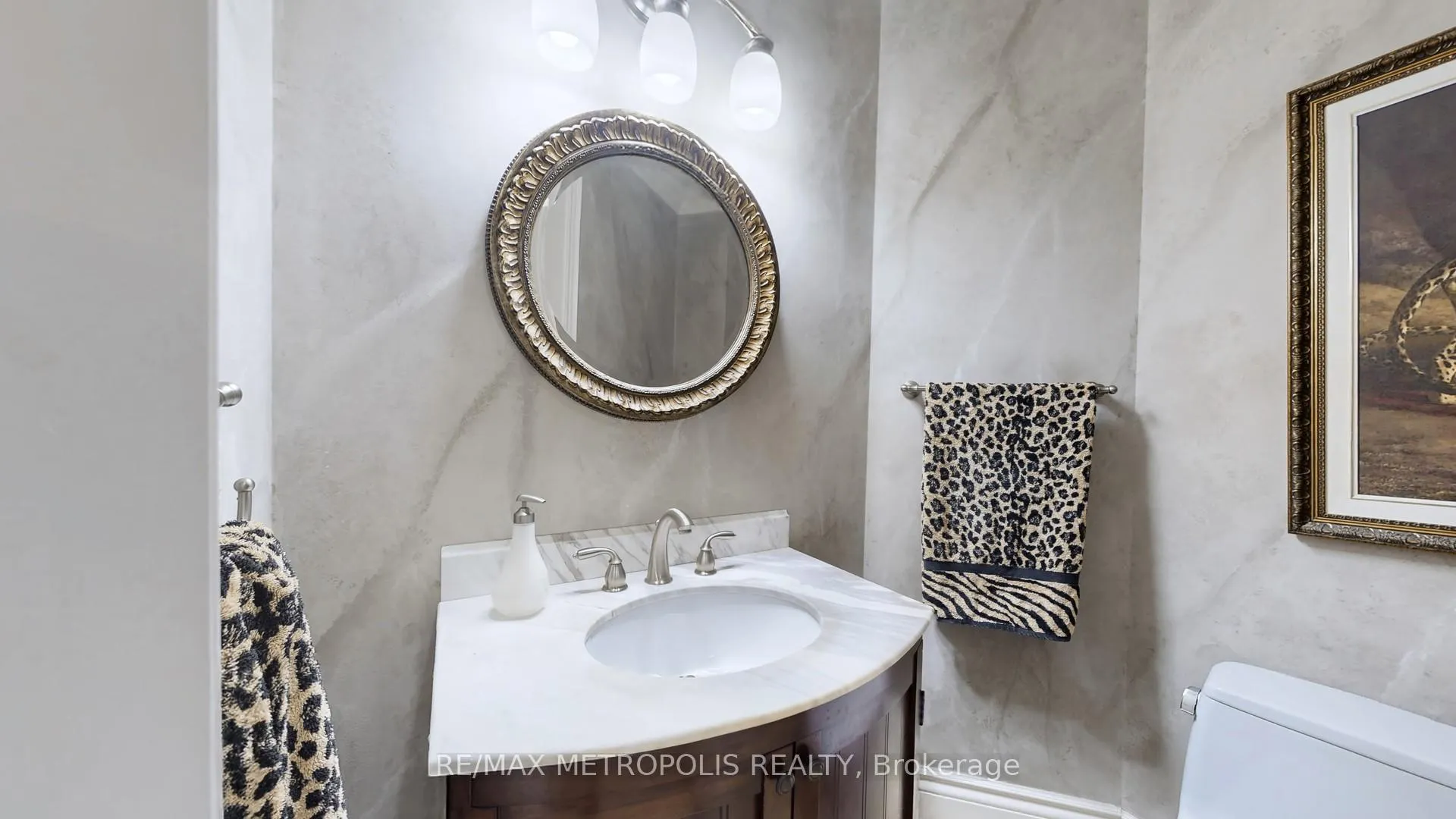 Photo 21 of 51 Babak Boulevard, Vaughan, East Woodbridge — HOMEH