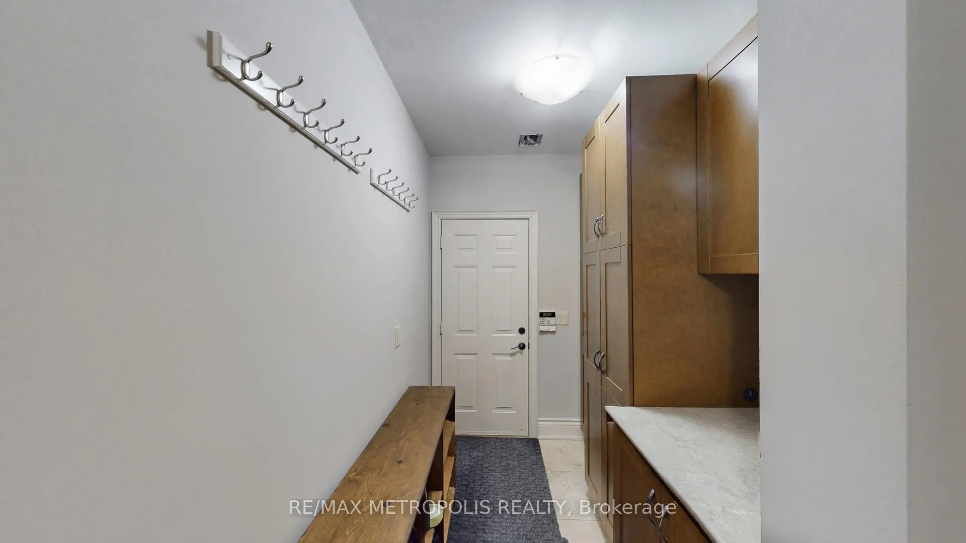 Photo 22 of 51 Babak Boulevard, Vaughan, East Woodbridge — HOMEH