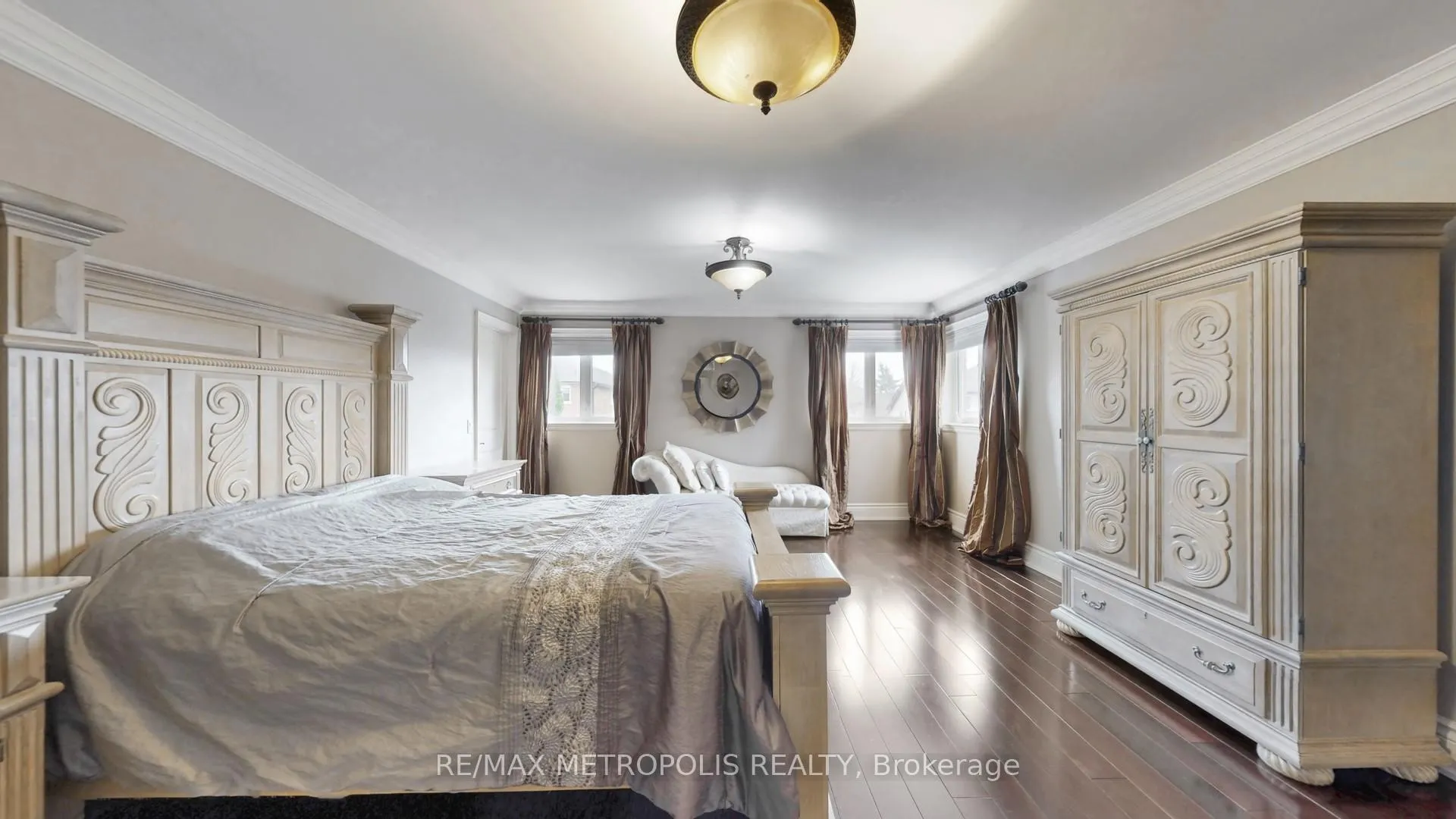Photo 24 of 51 Babak Boulevard, Vaughan, East Woodbridge — HOMEH