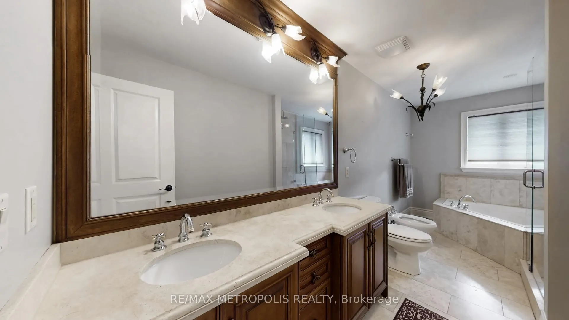 Photo 34 of 51 Babak Boulevard, Vaughan, East Woodbridge — HOMEH