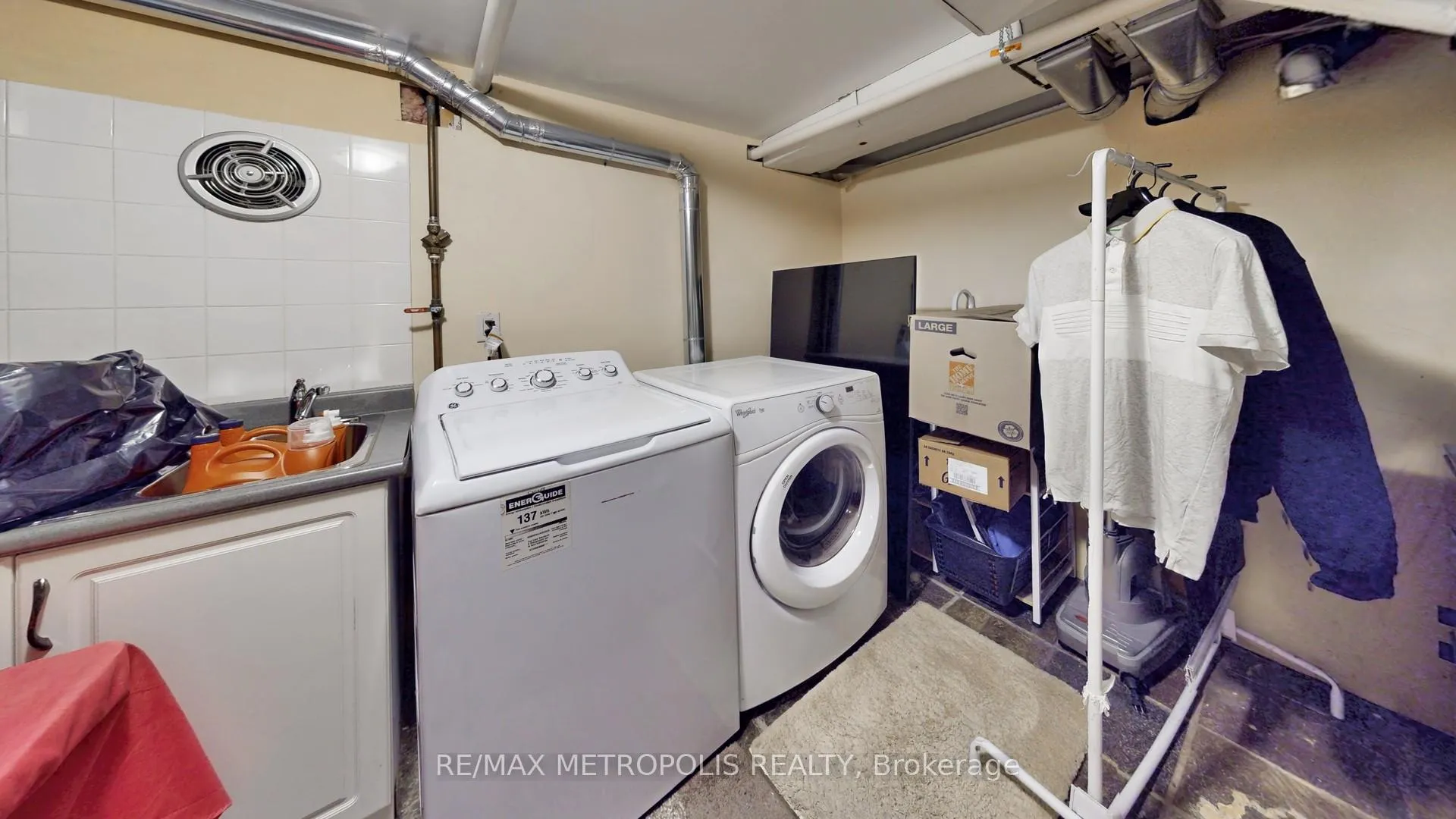 Photo 44 of 51 Babak Boulevard, Vaughan, East Woodbridge — HOMEH