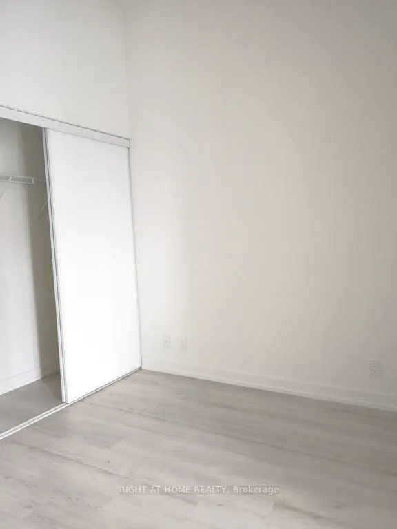 Photo 10 of Unit 2008, 33 Helendale Avenue, Toronto, Yonge-Eglinton — HOMEH