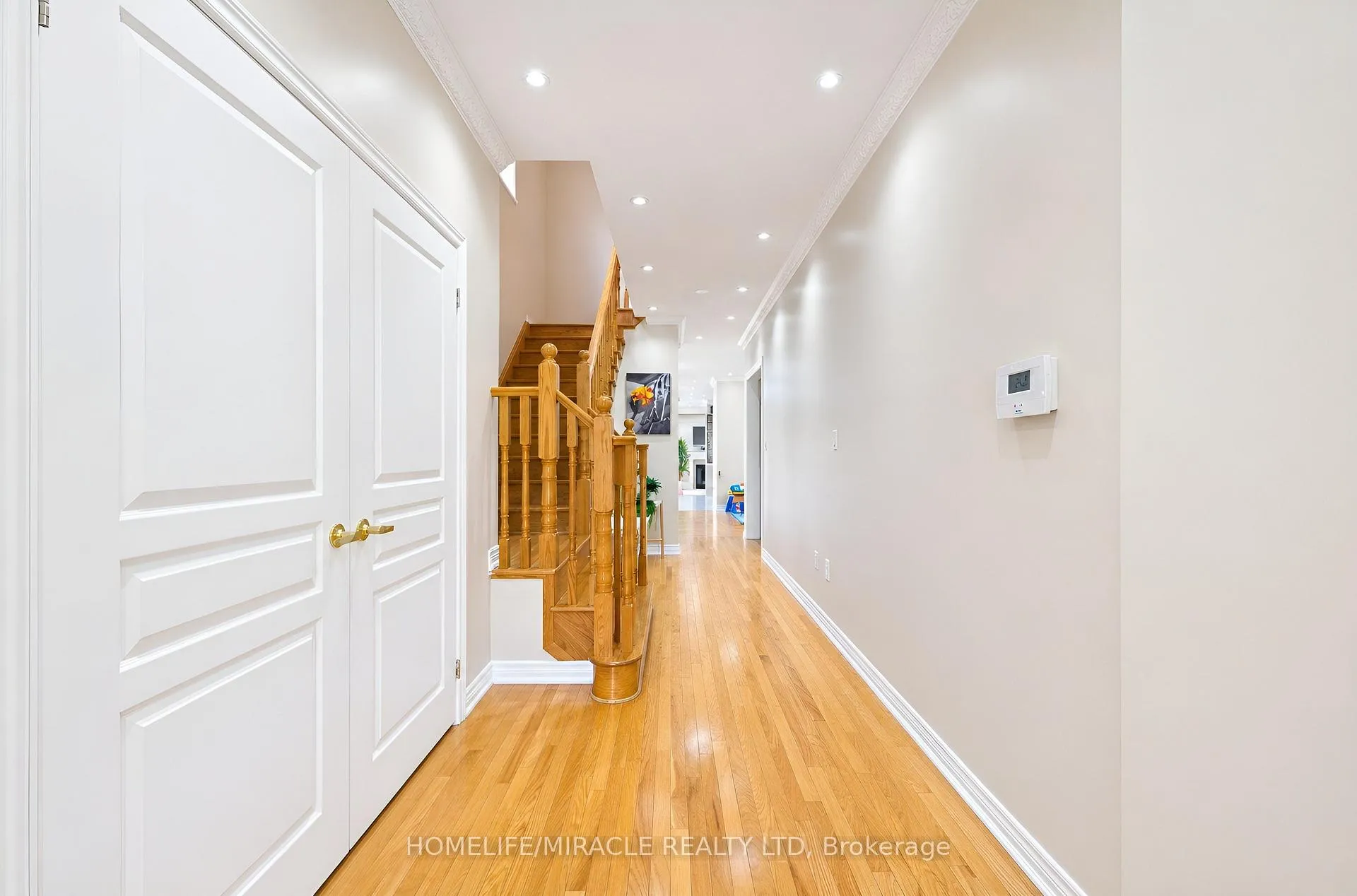 Photo 4 of 34 Washburn Road, Brampton, Bram East — HOMEH