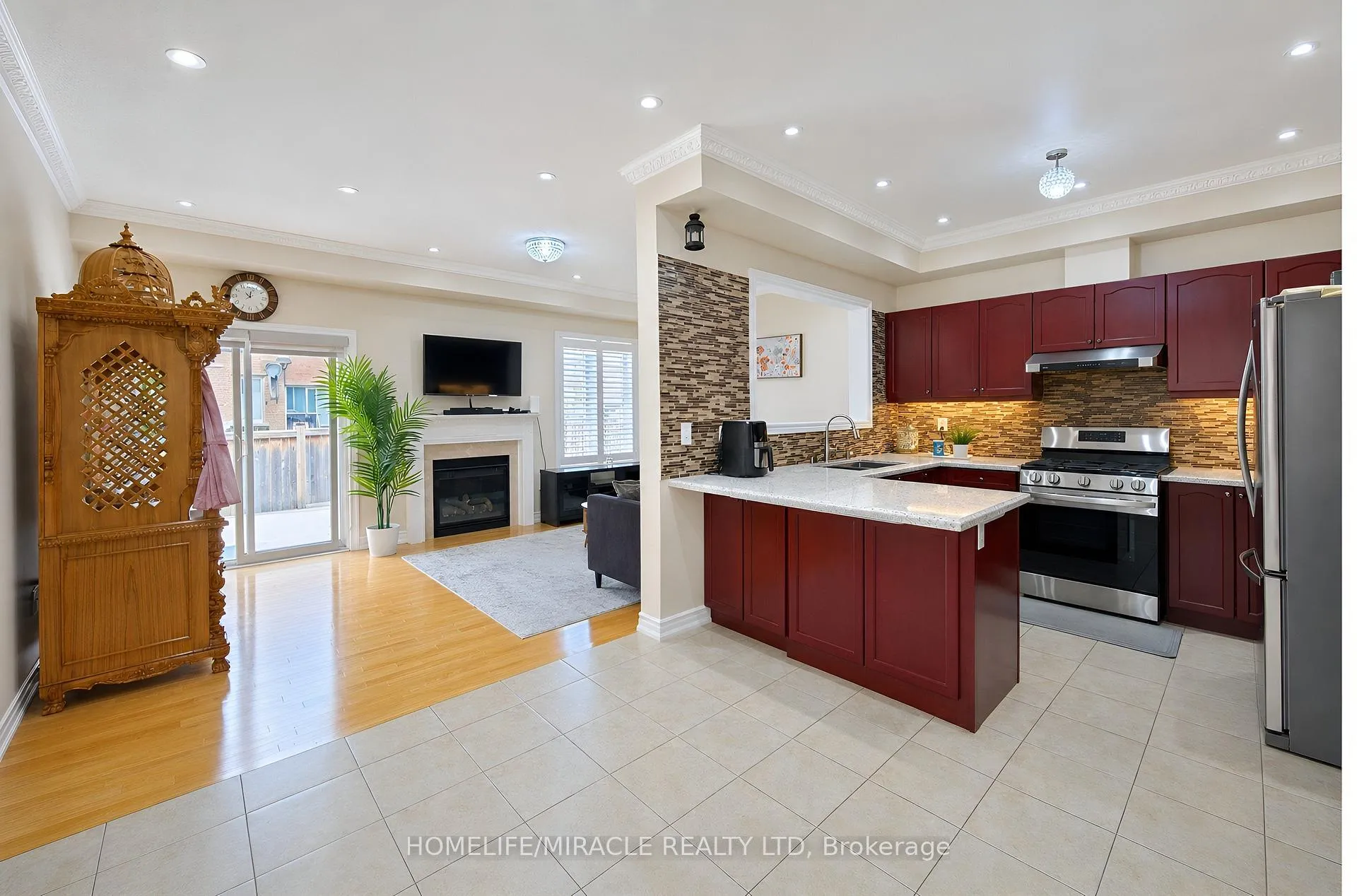 Photo 9 of 34 Washburn Road, Brampton, Bram East — HOMEH