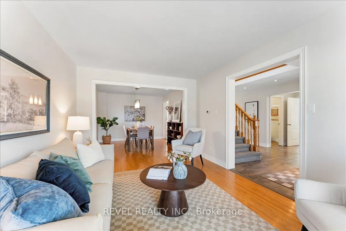 Photo 6 of 30 Linderwood Drive, Scarborough, Centennial Scarborough — HOMEH