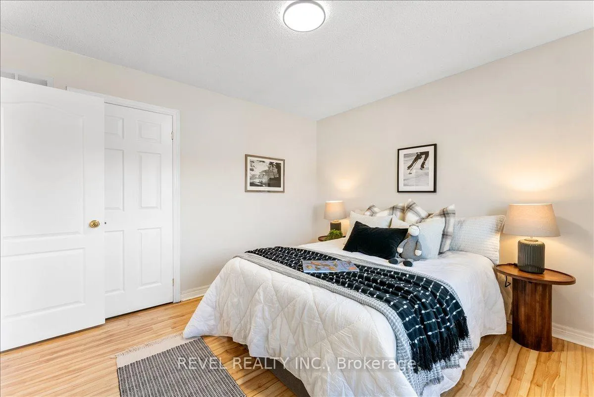Photo 27 of 30 Linderwood Drive, Scarborough, Centennial Scarborough — HOMEH