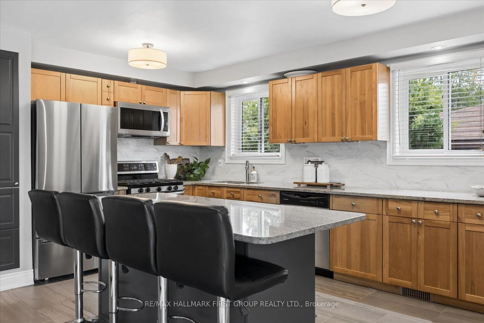 Photo 6 of 748 Breezy Drive, Pickering, West Shore — HOMEH