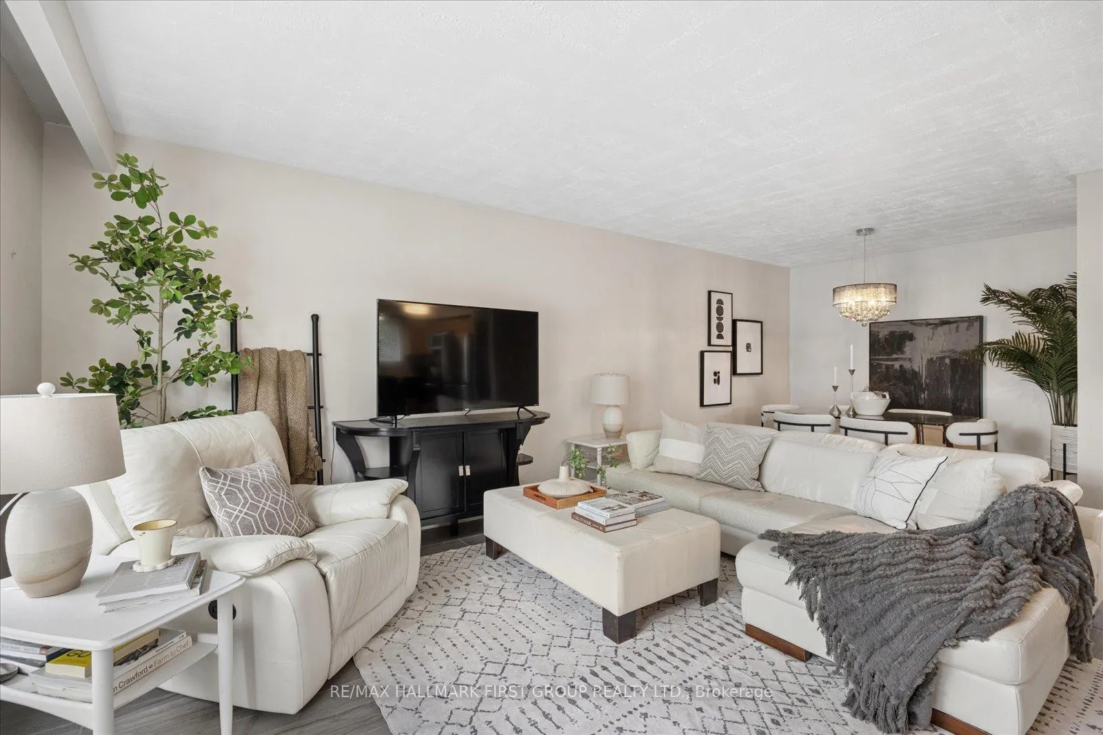 Photo 13 of 748 Breezy Drive, Pickering, West Shore — HOMEH