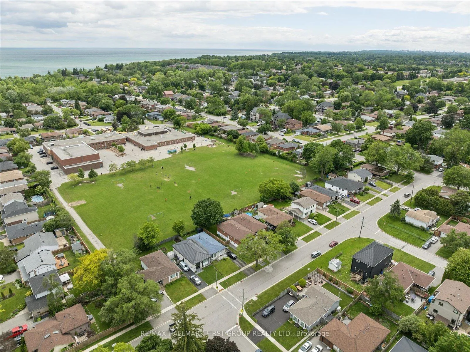 Photo 47 of 748 Breezy Drive, Pickering, West Shore — HOMEH