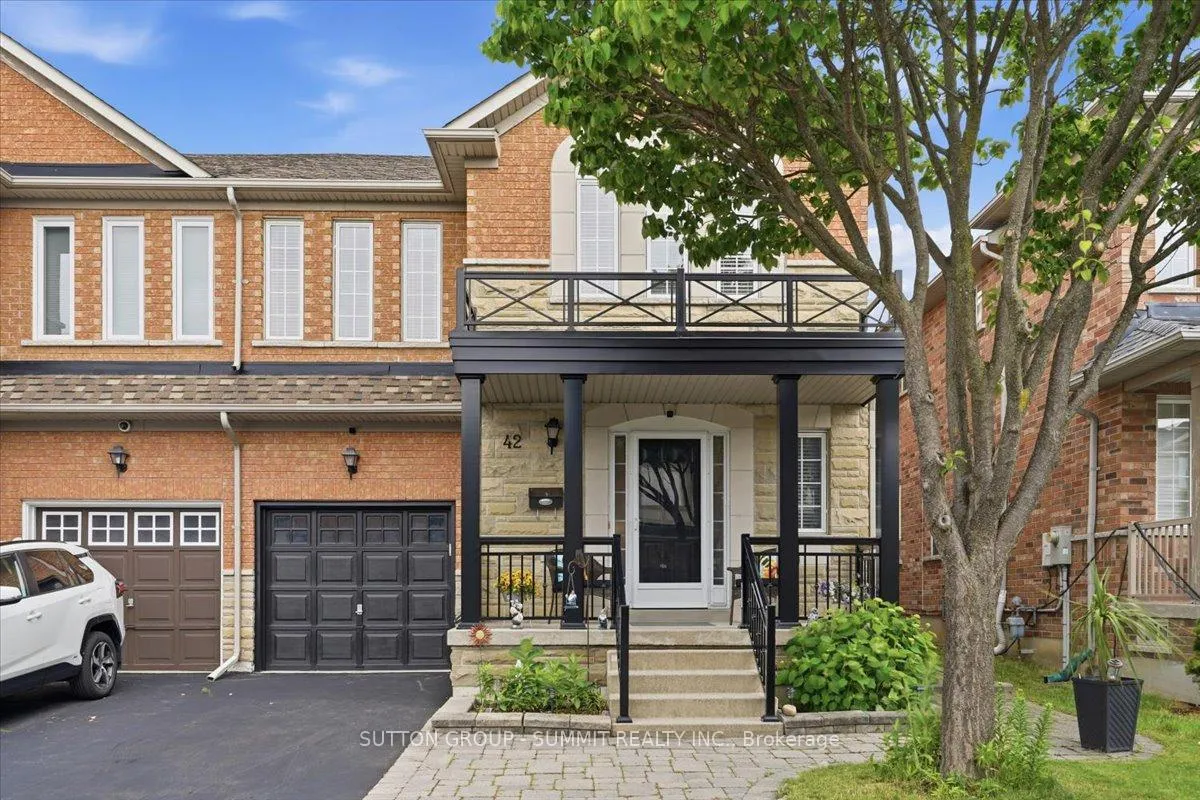 Photo 2 of 42 Dylan Street, Vaughan, Vellore Village — HOMEH