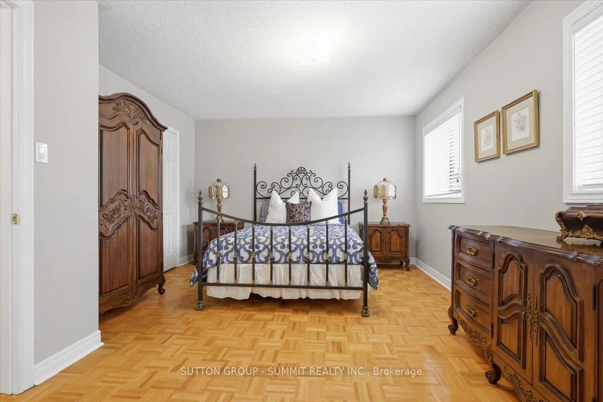 Photo 18 of 42 Dylan Street, Vaughan, Vellore Village — HOMEH