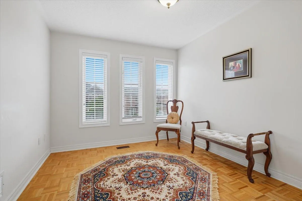 Photo 23 of 42 Dylan Street, Vaughan, Vellore Village — HOMEH