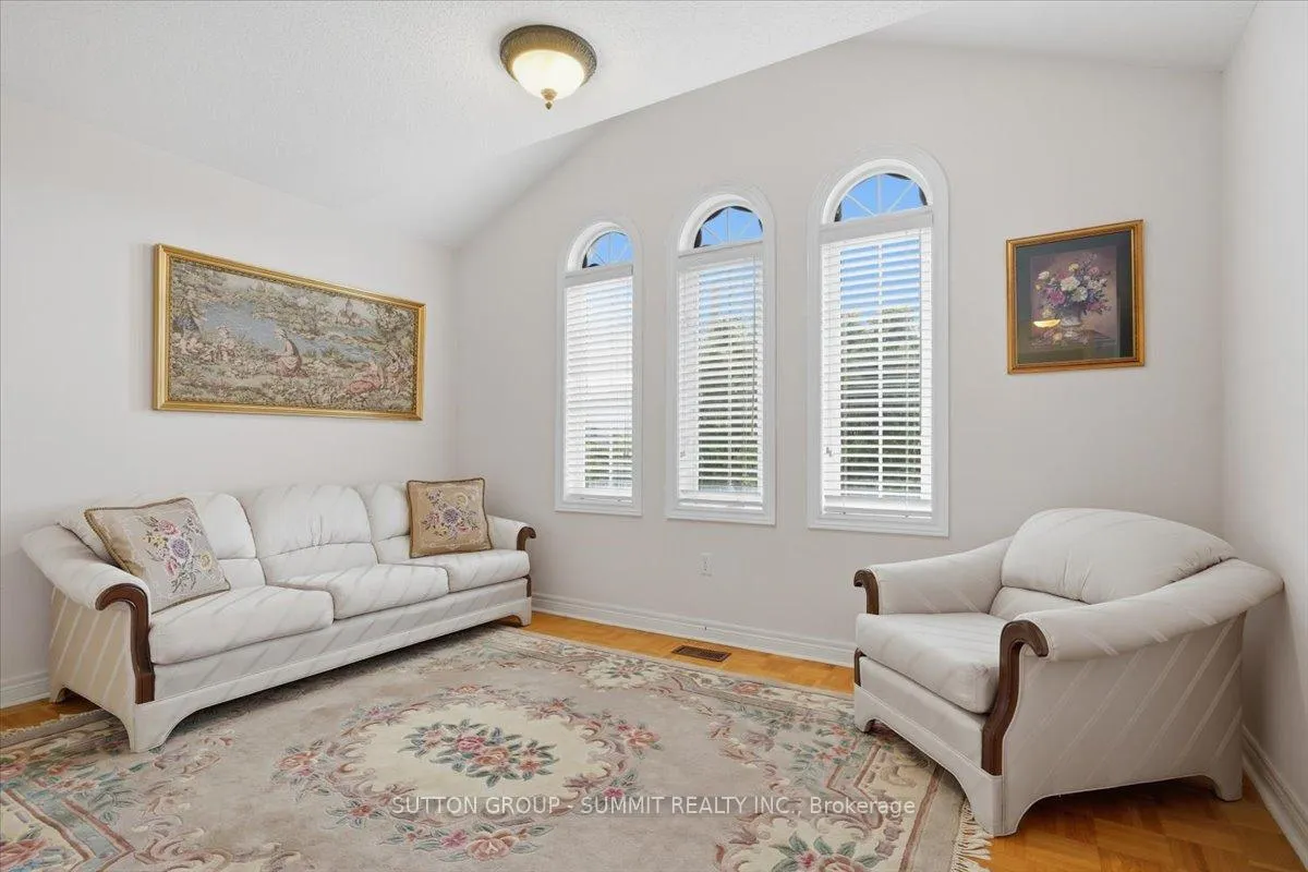 Photo 24 of 42 Dylan Street, Vaughan, Vellore Village — HOMEH