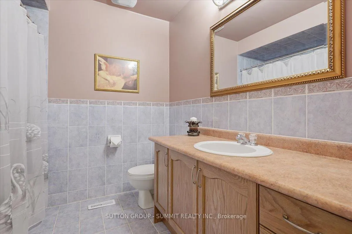 Photo 25 of 42 Dylan Street, Vaughan, Vellore Village — HOMEH