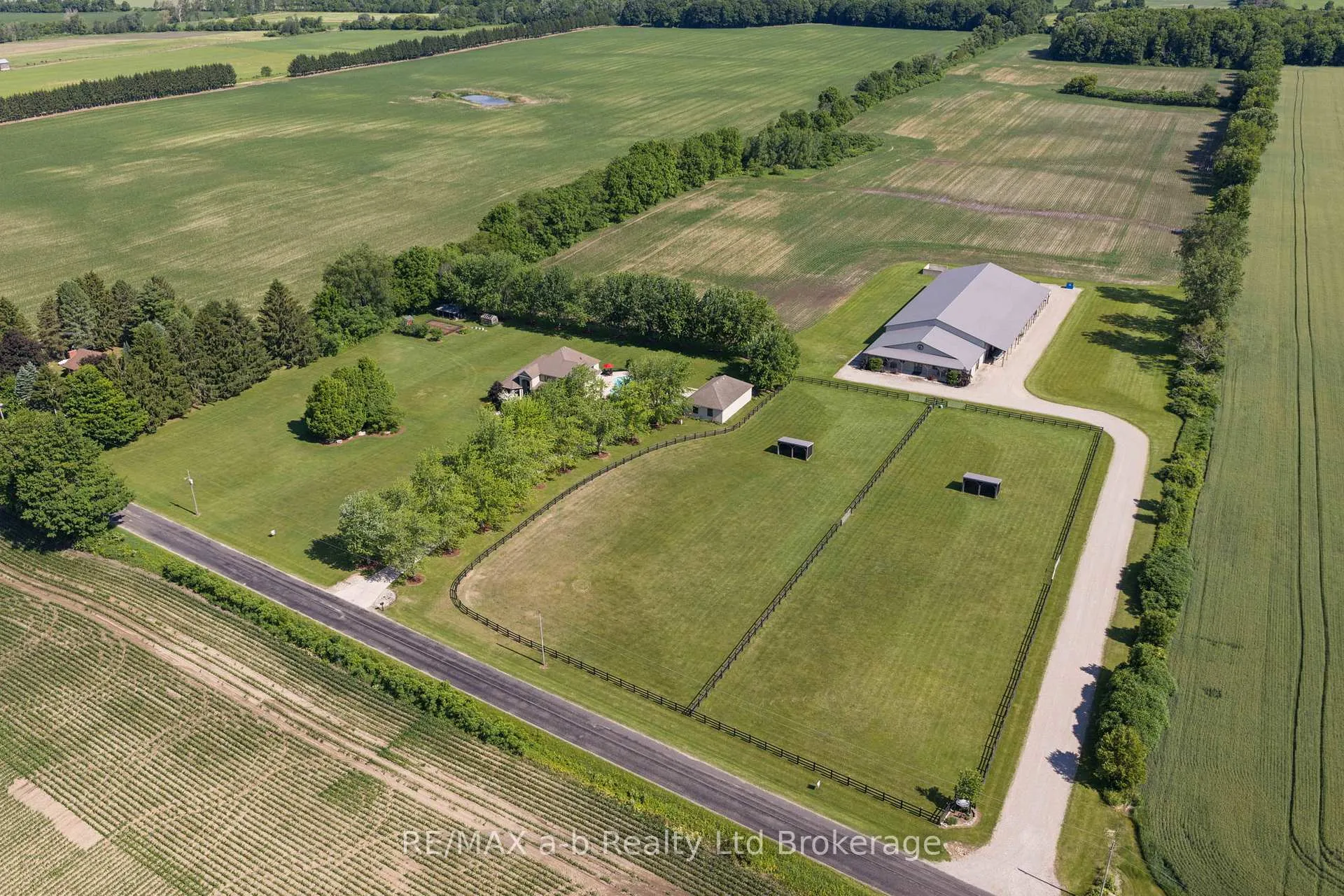 Photo 2 of 55226 Best Line, Bayham, Rural Bayham — HOMEH