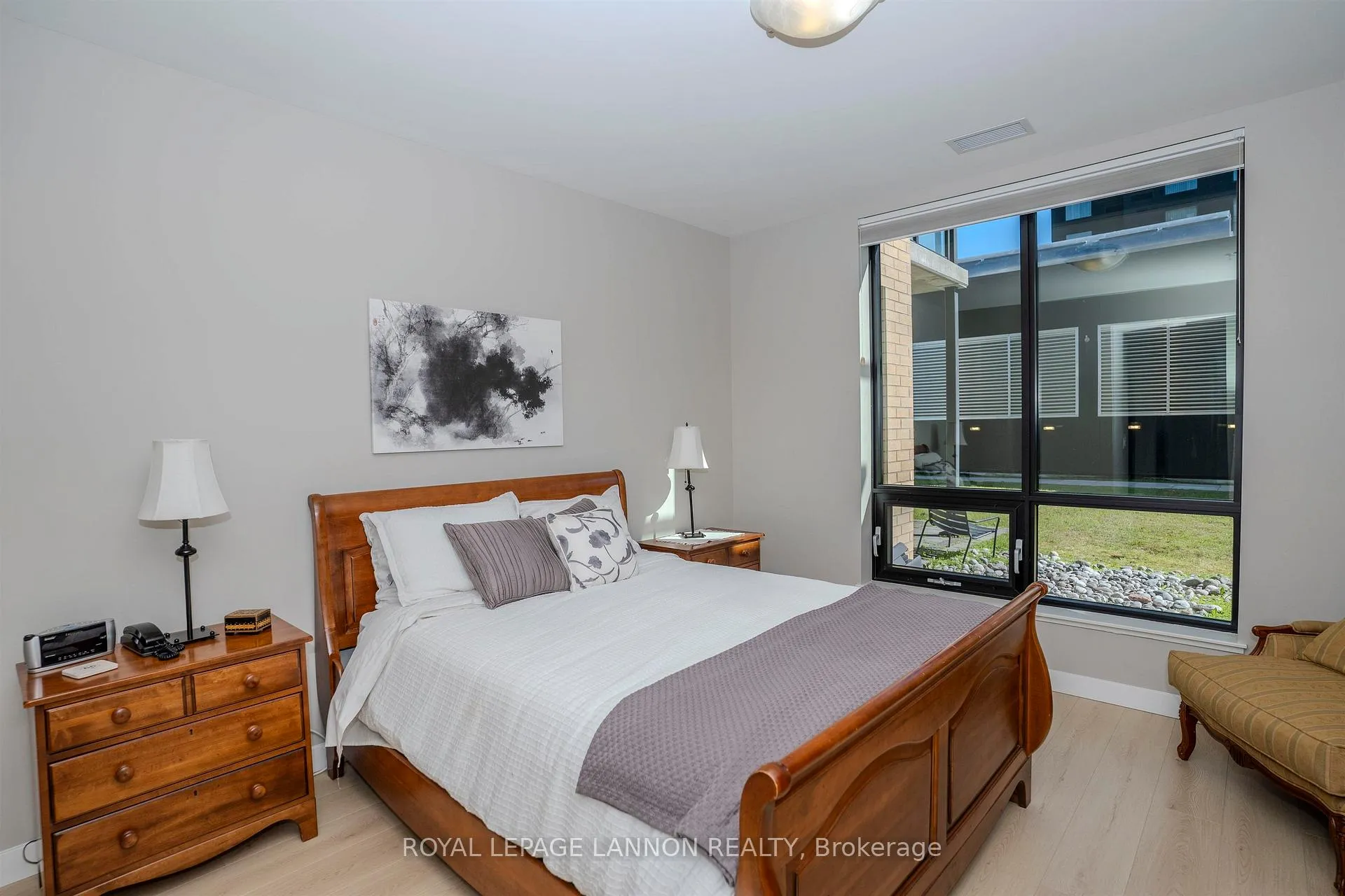 Photo 8 of Unit 2104, 2260 Sleeping Giant Parkway, Thunder Bay, Lakefront — HOMEH