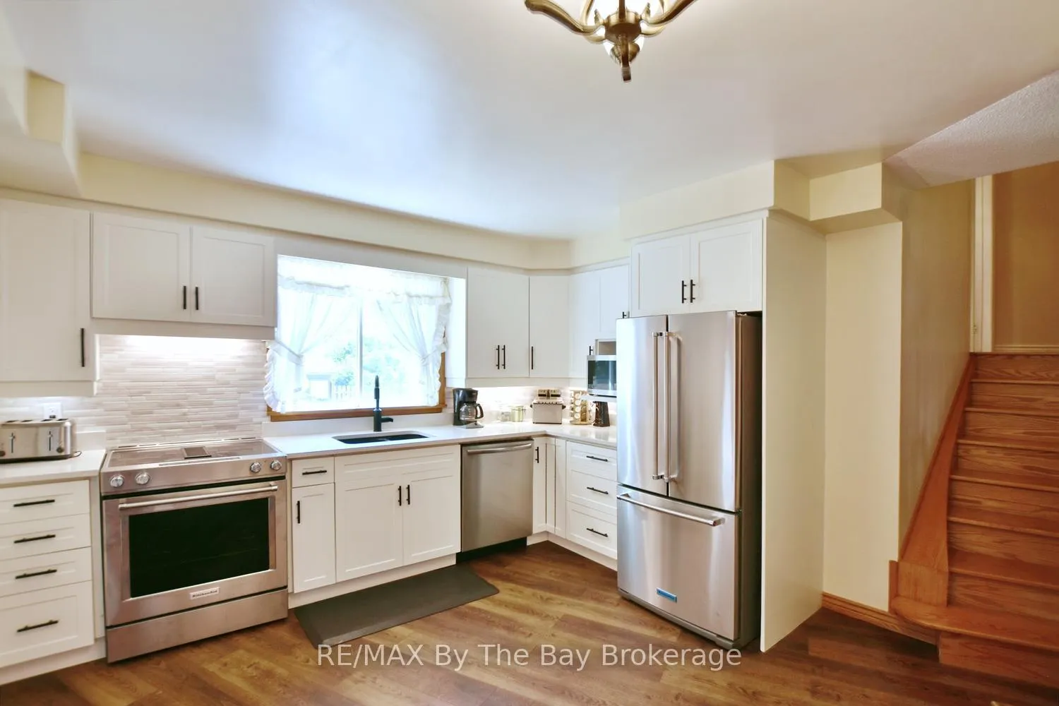 Photo 7 of 69 Frederick Drive, Wasaga Beach — HOMEH