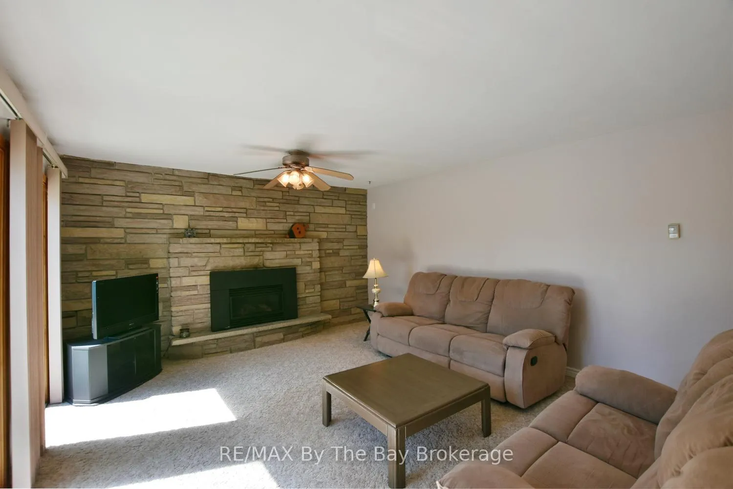 Photo 16 of 69 Frederick Drive, Wasaga Beach — HOMEH