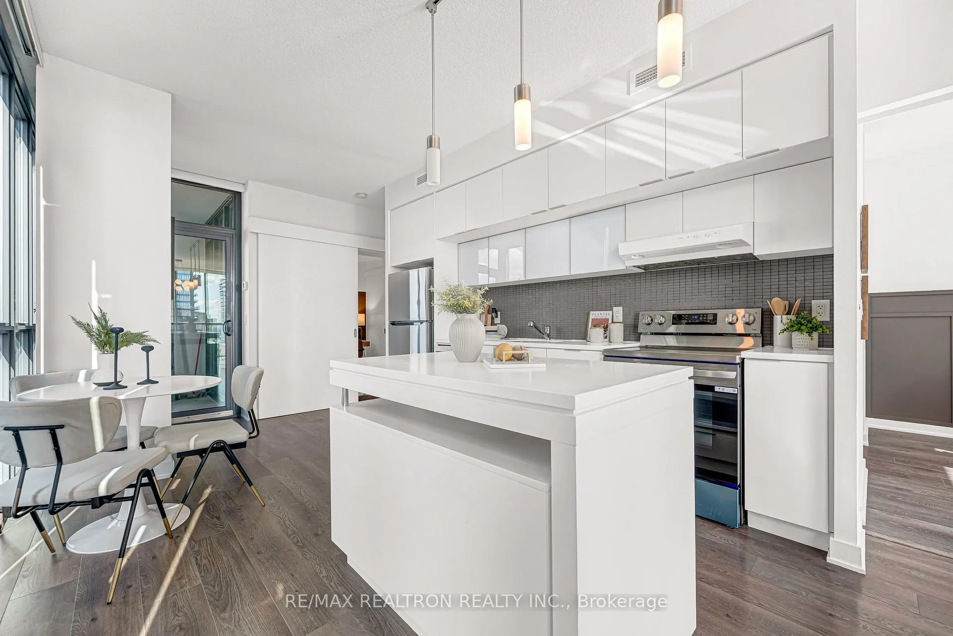 Photo 11 of Unit 2607, 110 Charles Street E, Toronto, Church-Yonge Corridor — HOMEH