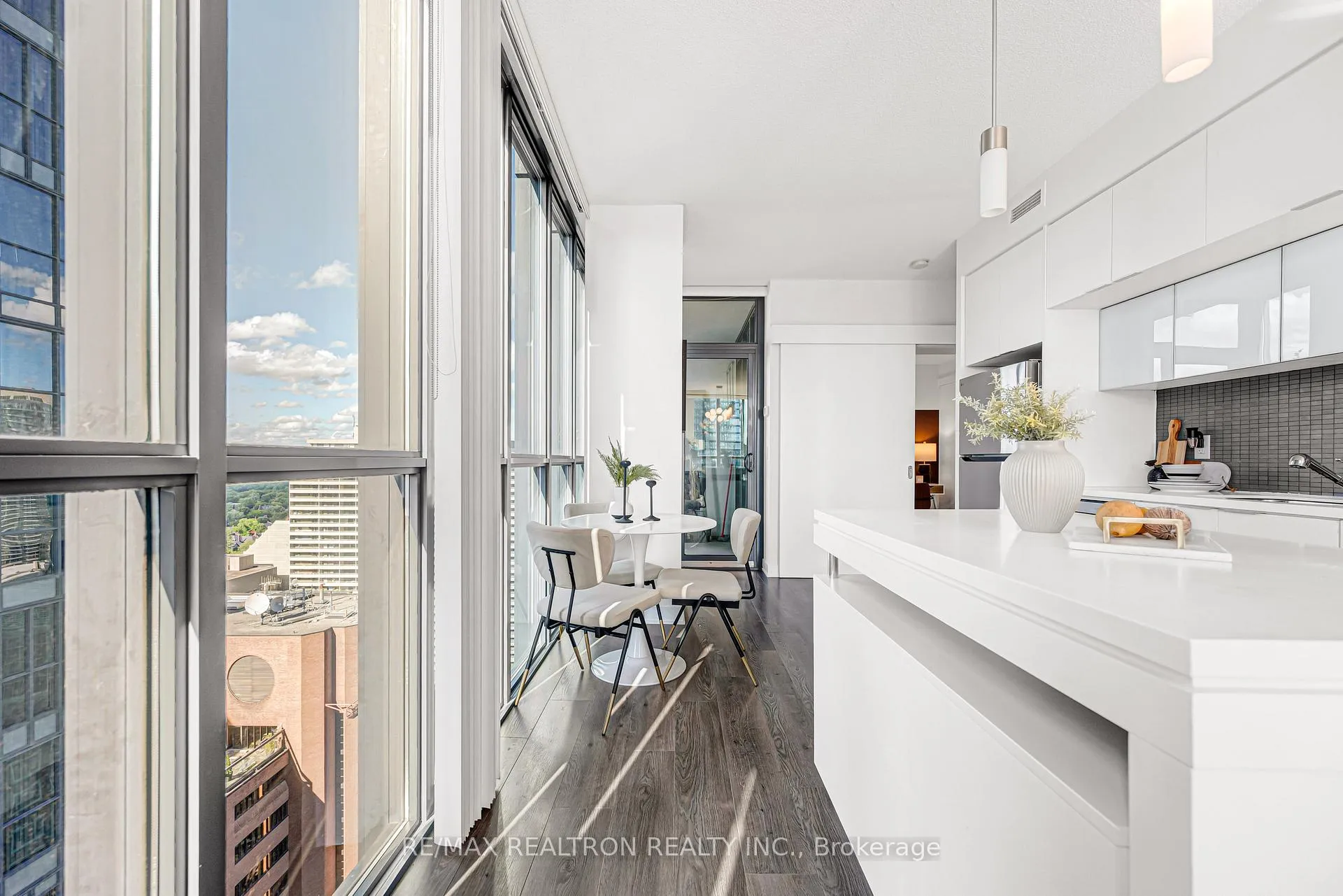 Photo 12 of Unit 2607, 110 Charles Street E, Toronto, Church-Yonge Corridor — HOMEH