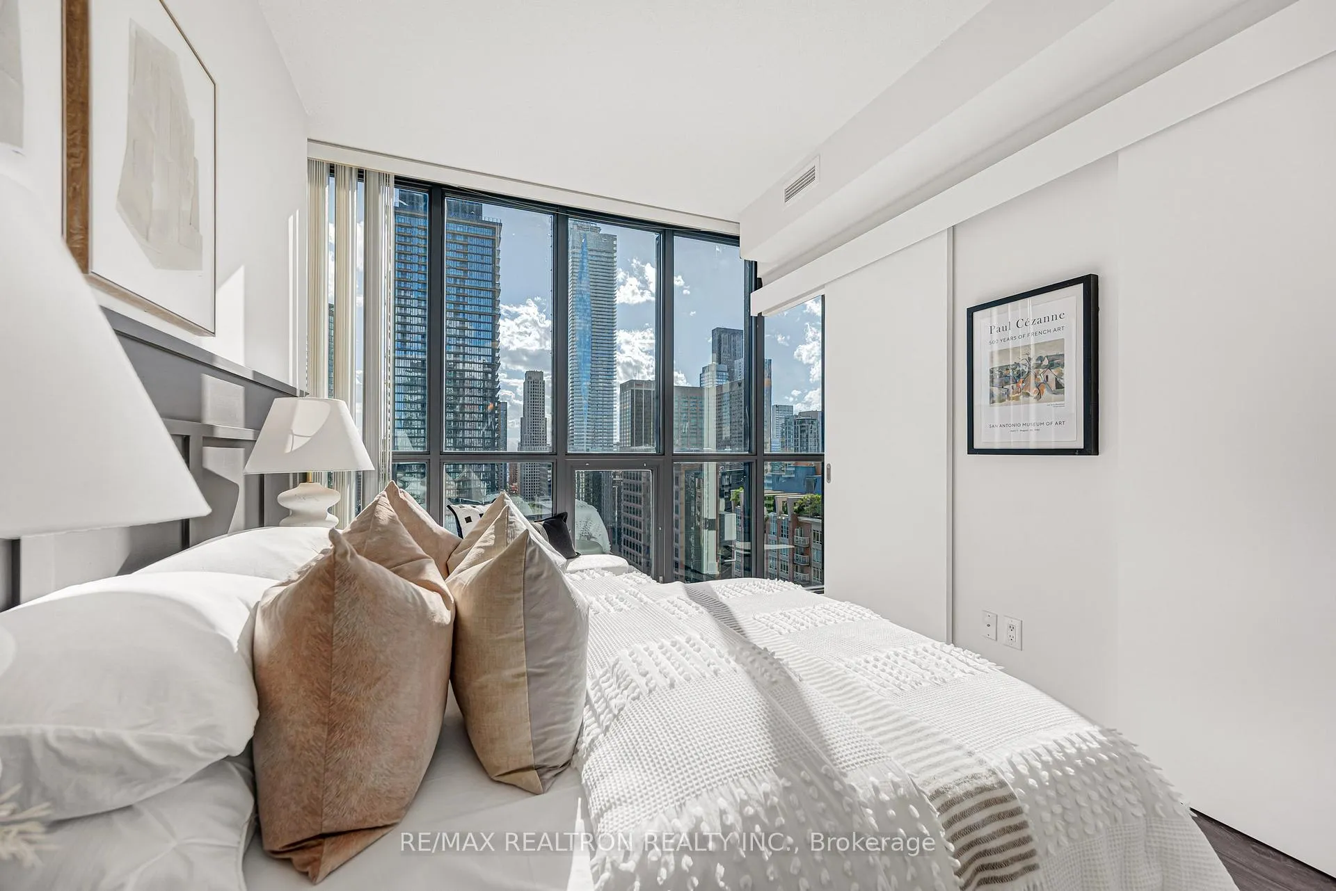 Photo 20 of Unit 2607, 110 Charles Street E, Toronto, Church-Yonge Corridor — HOMEH